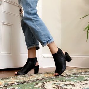 New Steve Madden Leather Heels